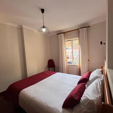 דירה Casa Do Arco Beachside Apartment With Parking And Balcony