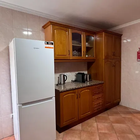 Casa Do Arco Beachside Apartment With Parking And Balcony