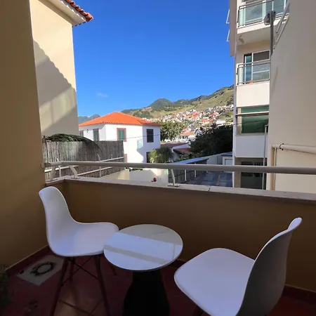 Casa Do Arco Beachside Apartment With Parking And Balcony * מצ'יקו